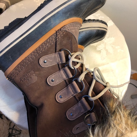 Size 9 Joan of Arc Sorel boots - Picture 4 of 14